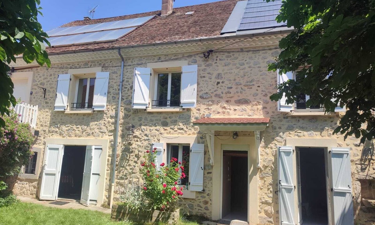 Saint-Laurent-du-Cros House | Character house le Rouchassier