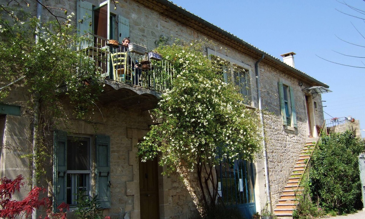 Saint-Christol House | Character house -3 bedrooms - 3 shower rooms with wc