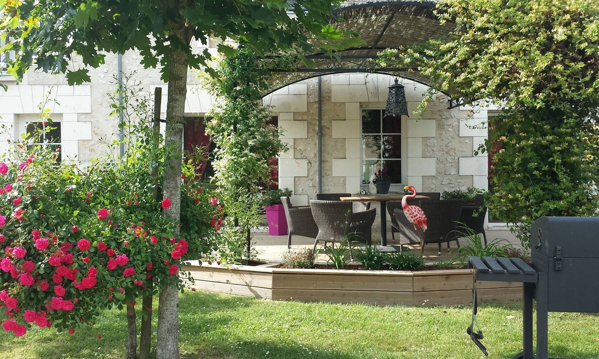 Louans House | Character house for 18 people