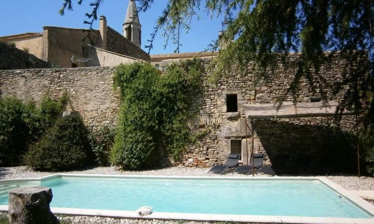 Barjac House | Character house, Mas du 17è,quiet,private pool 9x4,5m,air-conditioned,near Uzes