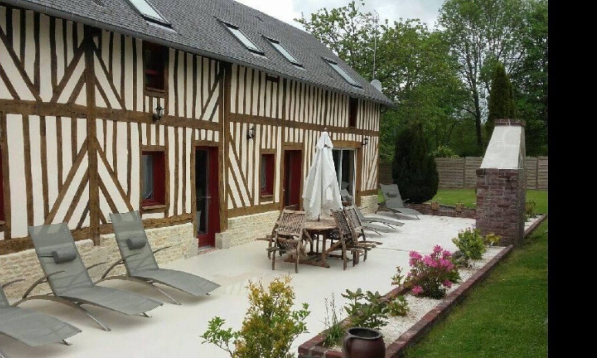 Bonnebosq Cottage | Character house with large plot near Deauville