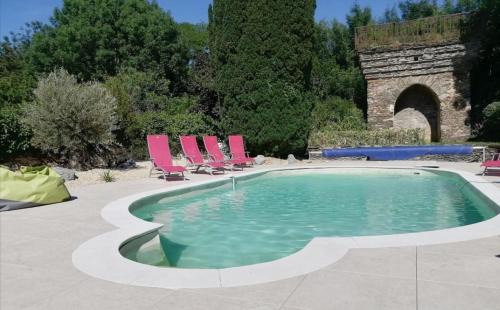 Pouance House | Character House with Pool and Jacuzzi