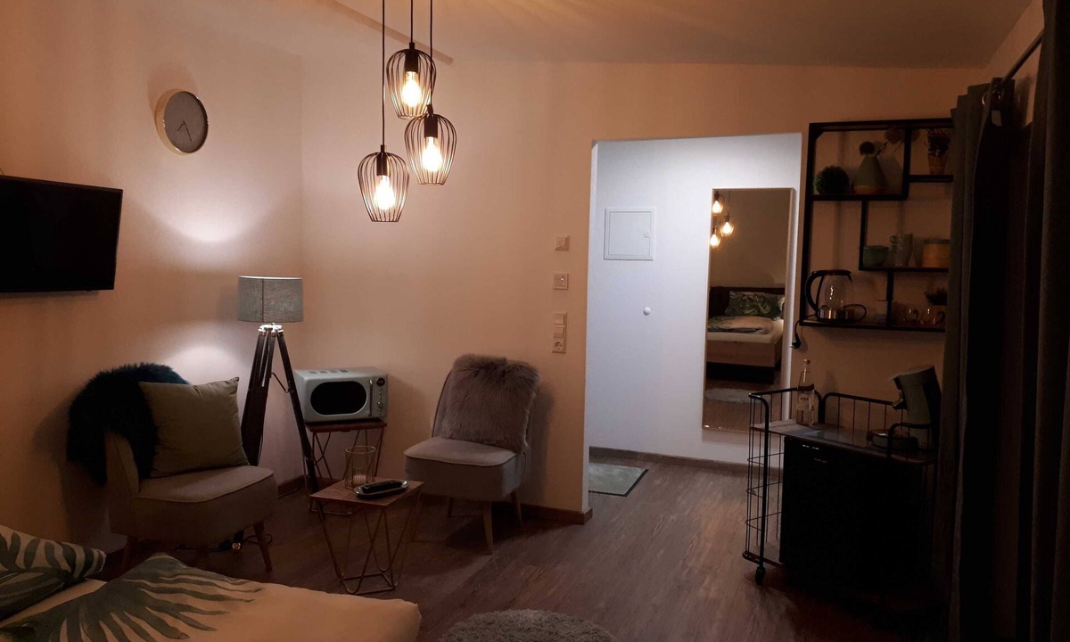 Eberstadt Bed & Breakfast | Chardonnay (double room) - Weinlodge am Geissberg