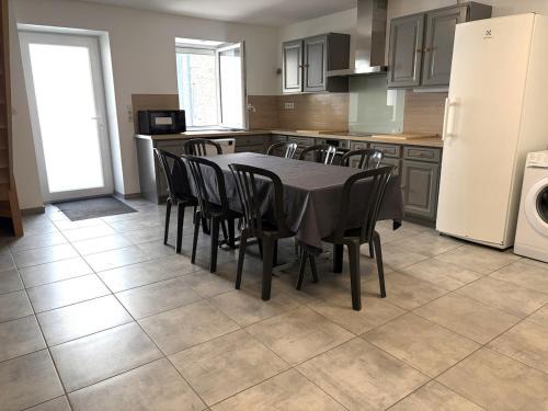 Boyeux-Saint-Jerome House | Chardonnay