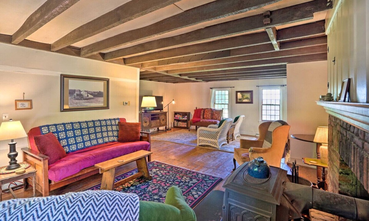 Hawley House | Charlemont Retreat w Fire Pit & EV Charger