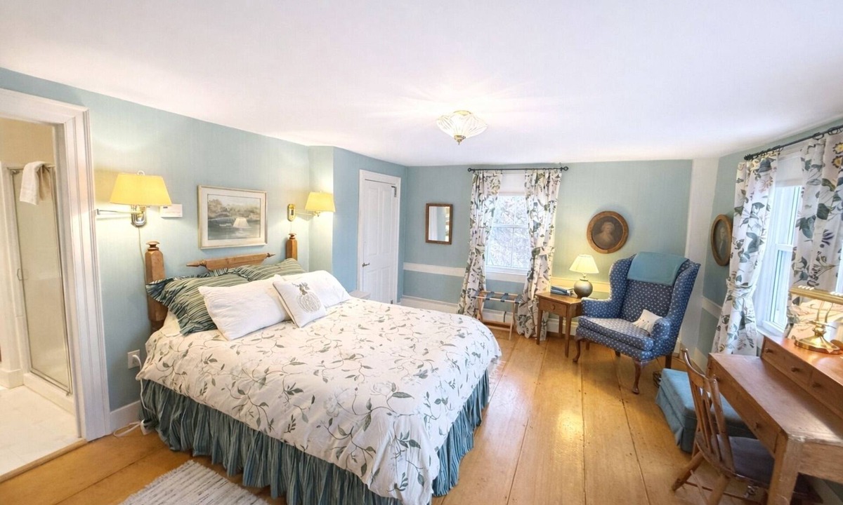Enfield Bed & Breakfast | Charles Hewes Room: cozy room with queen size bed & private bath in historic B&B