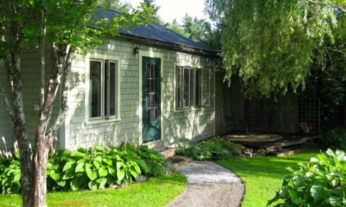 Somesville Cottage | Charm and tranquillity ~ Come visit!