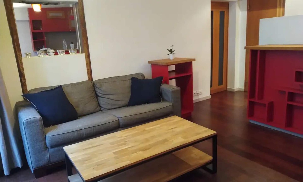 19th Arrondissement Apartment | Charmant 2 Pièces de 40m² en Plein Cœur du Quartier de Belleville