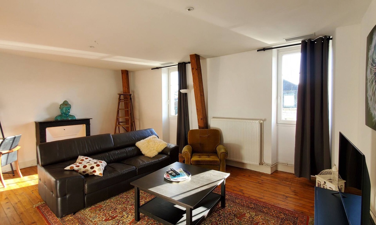 Brive-la-Gaillarde Apartment | Charmant Appartement Brive Centre