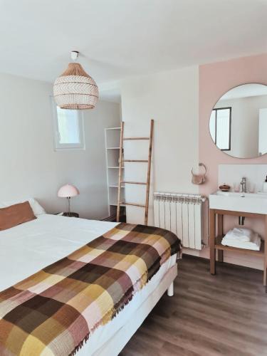 Saint-Benoit Apartment | Charmant appart Forêt & commerces à pied