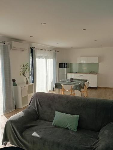 Chauzon Apartment | Charmant appartement climatisé