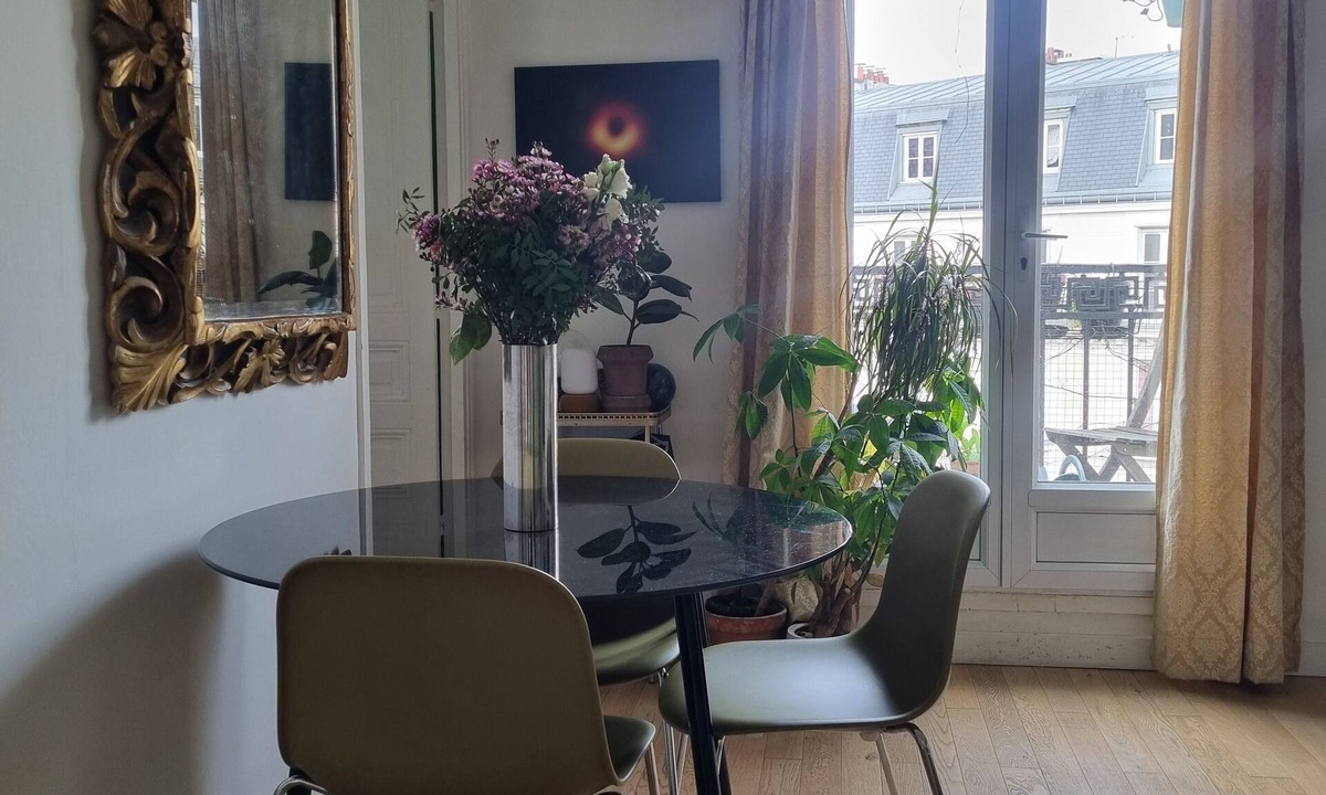 Quartier de la Goutte-d'Or Apartment | Charmant Appartement vue Sacré Coeur à 10 min de la Gare du Nord