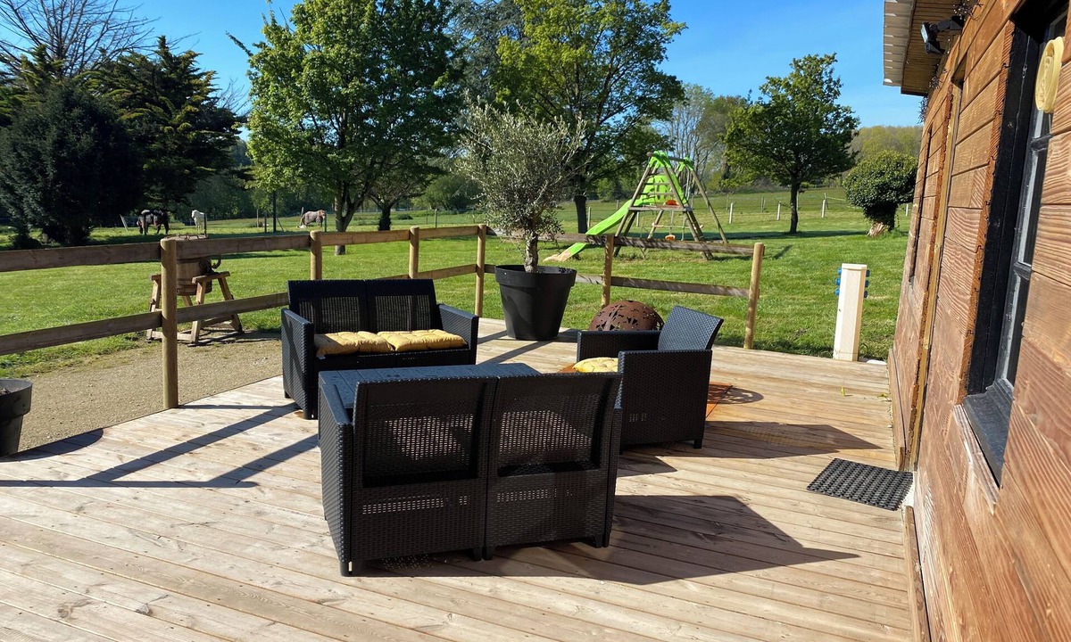 Plouer-sur-Rance Ski Chalet | Charmant Chalet Dans la Nature