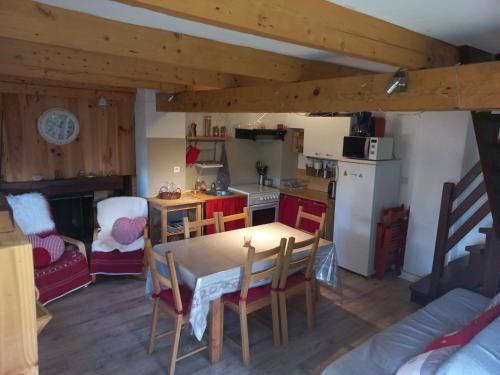 Guzet Neige Ski Chalet | Charmant chalet Guzet avec cheminée, option draps - Les 4 Chouettes