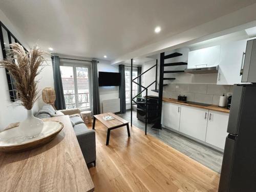 Saint-Maurice Apartment | Charmant duplex proche Paris