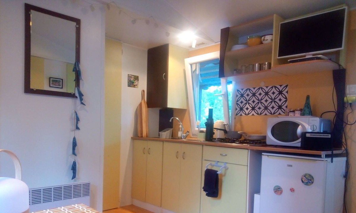 Montjoie-en-Couserans House | Charmant Mobilehome Avec Piscine