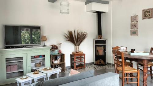 Saint-Hilaire-le-Vouhis House | Charmant Gîte en pleine nature