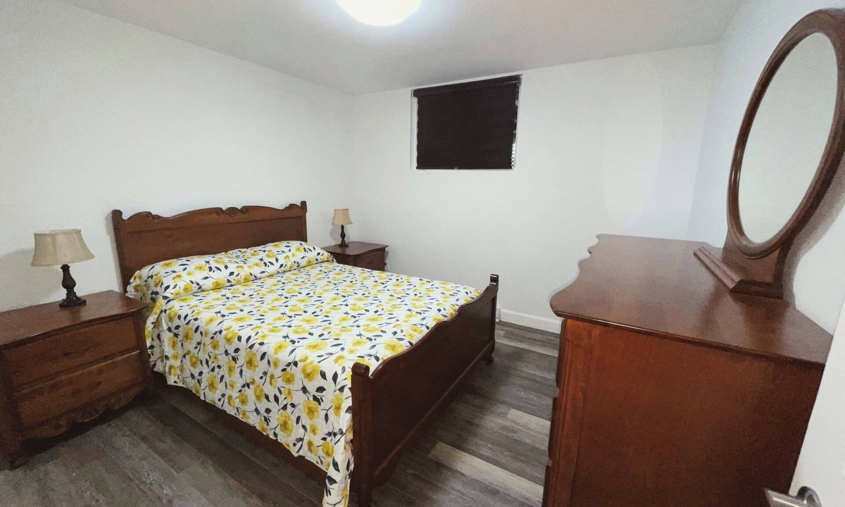 Riviere-du-Loup Regional County Municipality Apartment | Charmant logement de 2 chambres, centre-ville RDL, près de l’hôpital