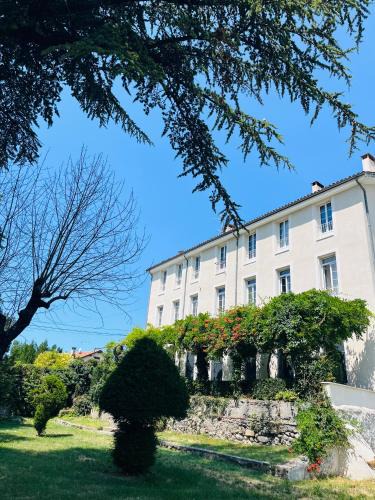 Digne-les-Bains Apartment | Charmant Studio au calme avec parking privé à 5min du centre ville