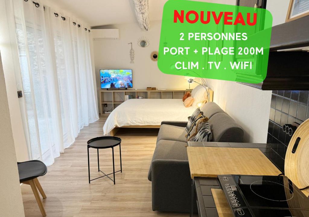 Meze Apartment | Charmant studio climatisé à 200m de la plage