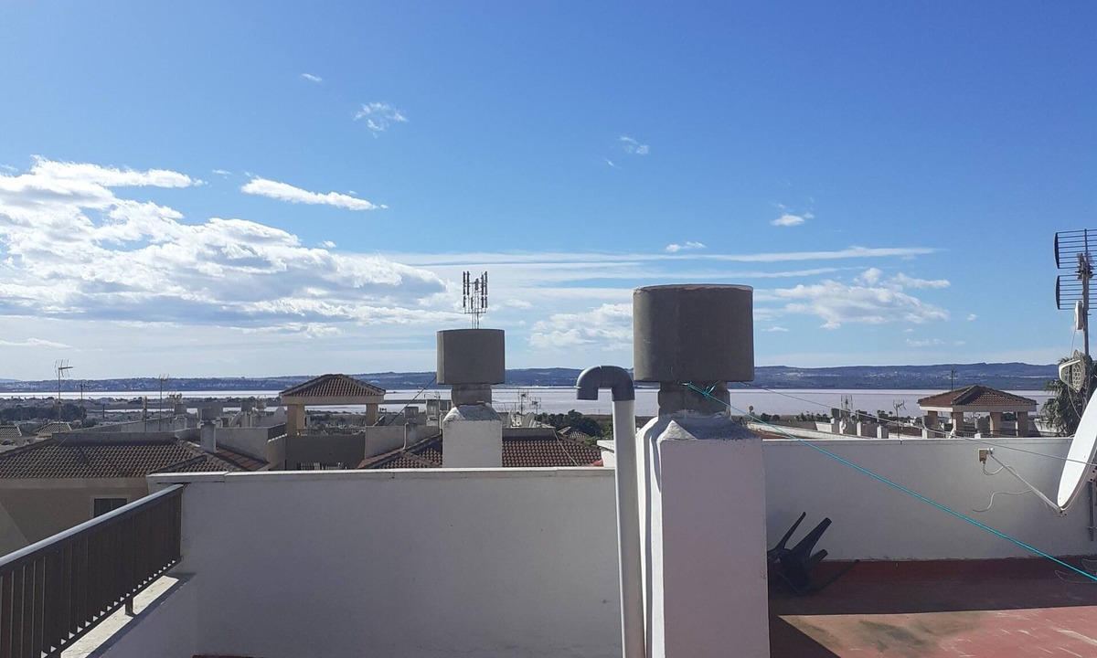 Montataire Apartment | Charmant Studio Entre Deux Lacs