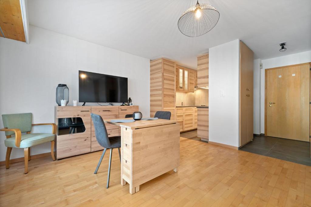 Ovronnaz Apartment | Charmant studio rénové situé dans les bains d'Ovronnaz, immeuble les Sources