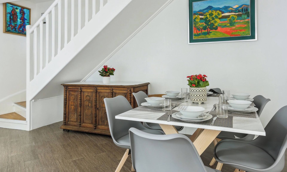 Saint-Cloud House | Charmante Maison Avec Jardin et Parking Offerte Paris St Cloud