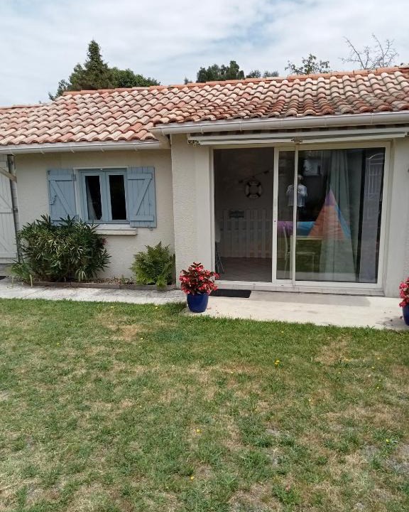 Parentis-en-Born House | Charmante maisonnette