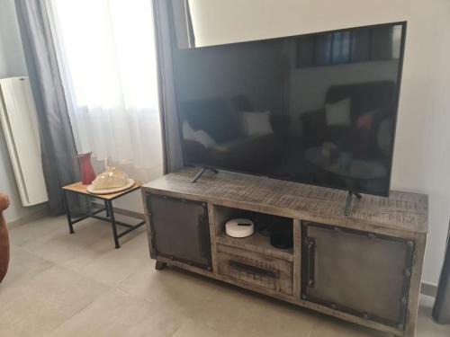 Loon-Plage House | Charmante maison Les Cèdres Bleus