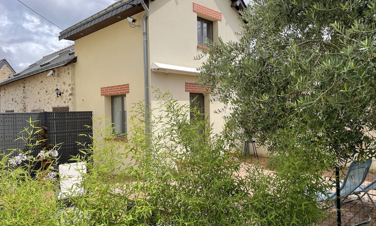 Chambellay House | Charmante Maisonnette au Bord de la Mayenne