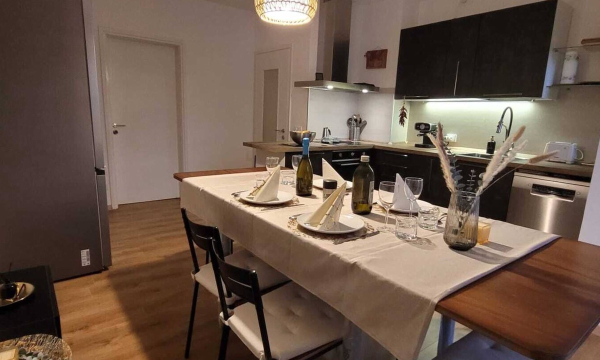 Vacallo Apartment | Charmante Wohnung: Lugano/Como&privater Parkplatz