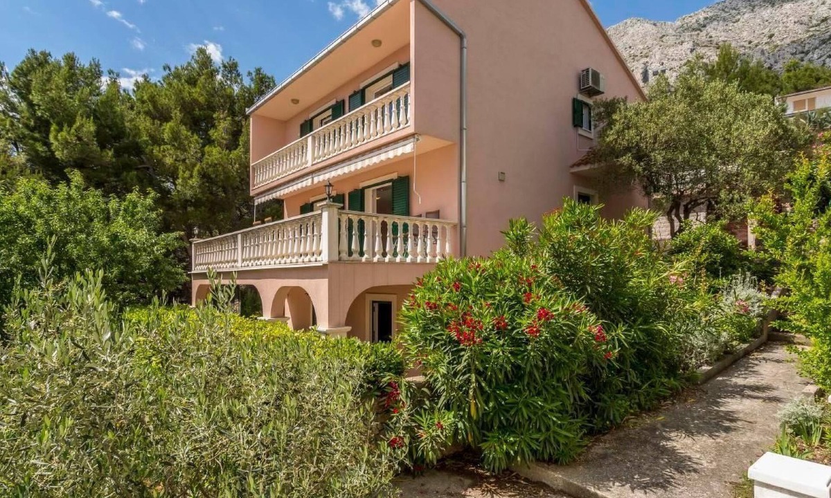 Medici House | Charmantes Ferienhaus in Medići mit Privatem Pool by Interhome