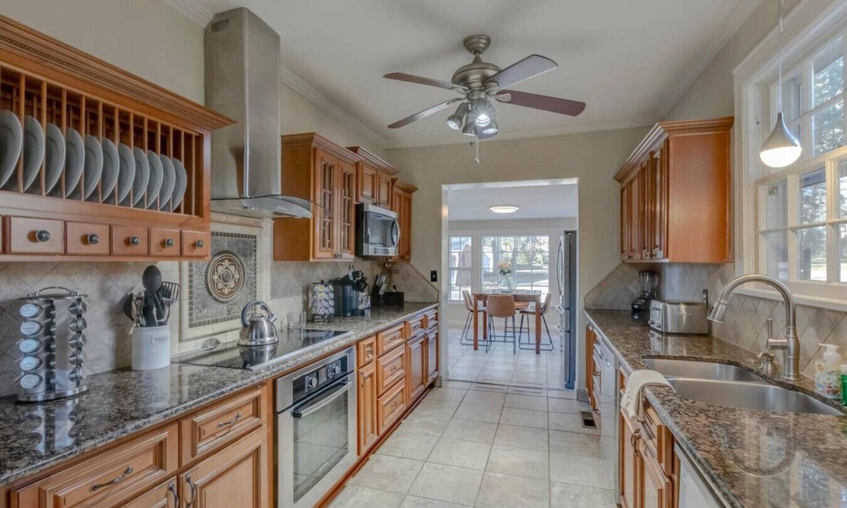 Donelson Hills Villa | Charmed Manor - 5mi to DT, Opry & Airport