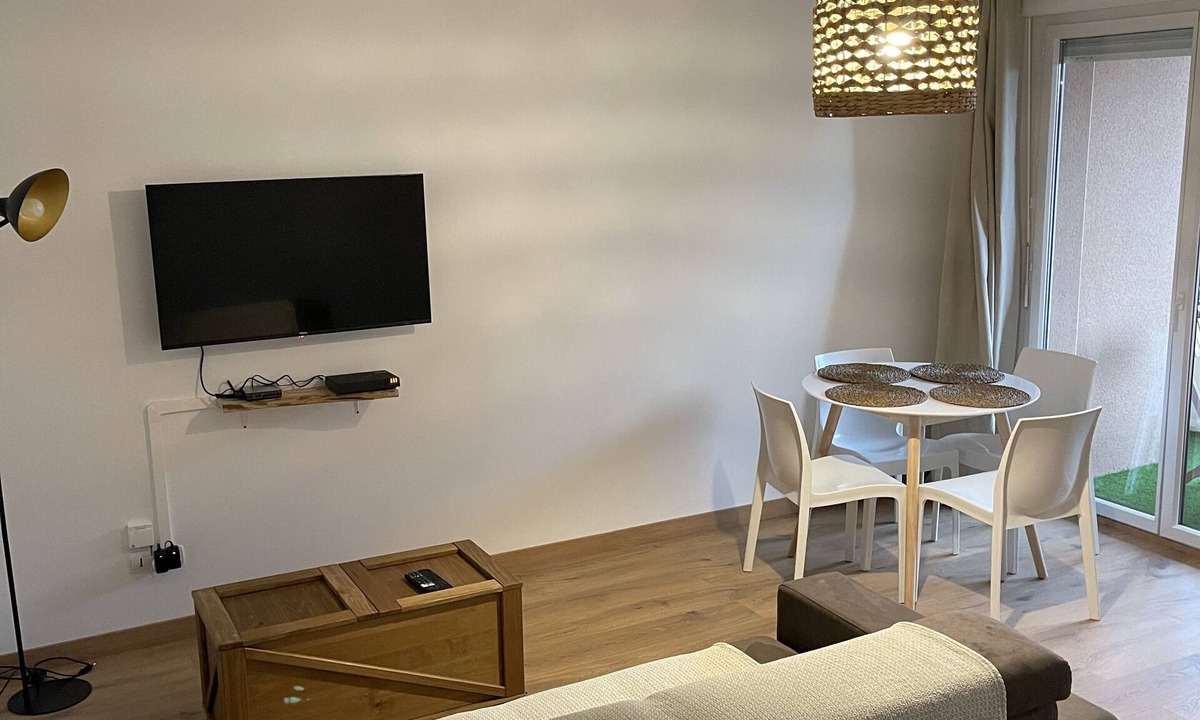 Seilh Apartment | Charment T2 at Seilh golf course