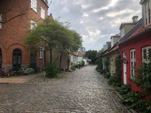 Indre by Apartment | Charmerende lejlighed i hjertet af Aarhus C