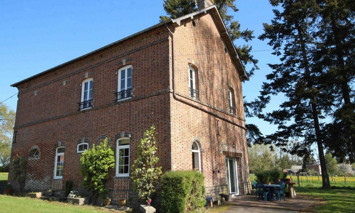 Saint-Pierre-la-Riviere Cottage | Charming Normandy house with garden, pets allowed, near hiking trails
