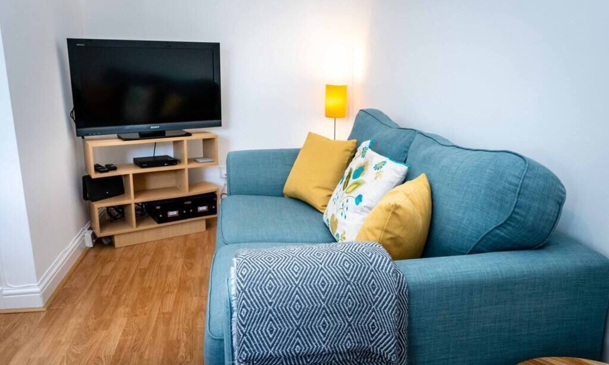 Glasgow Apartment | Charming 1-bed Southside Flat in Great Location