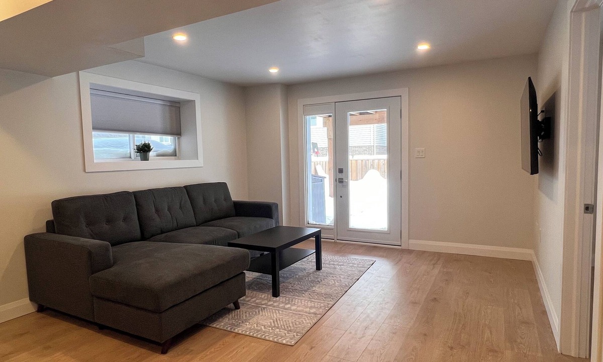 Waterloo Apartment | Charming 1-Bedroom Apartment in Waterloo