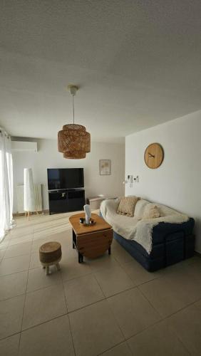 Croix-d'Argent Apartment | Charming 1 Bedroom Apartment with terrace air conditioning and private parking