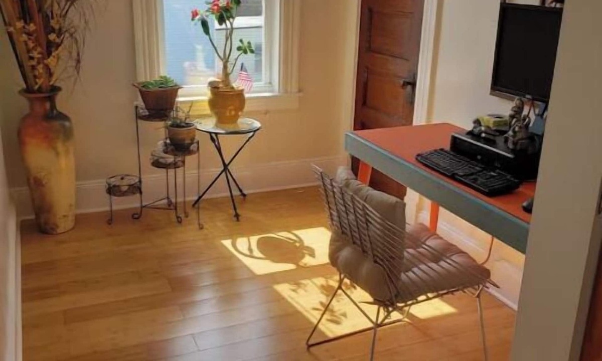 Lowell Apartment | Charming 1-bedroom apartment in nice Lowell with WiFi, AC