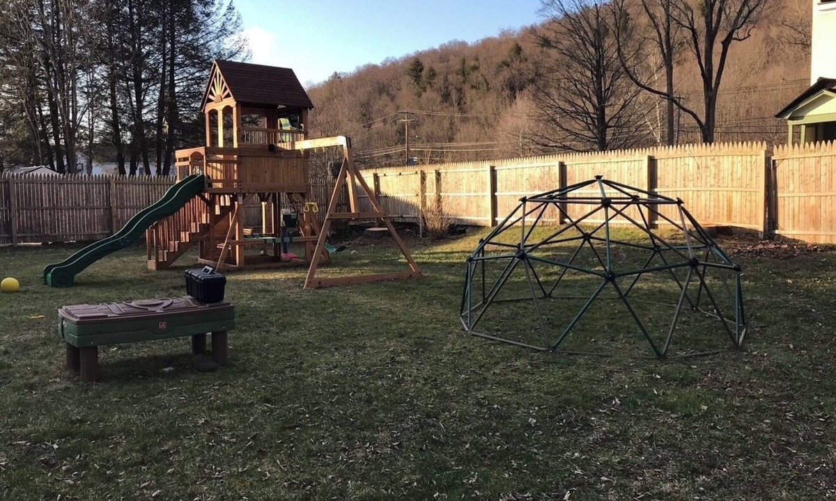 Roscoe Apartment | Charming 1 bedroom apartment with AC in quaint Roscoe