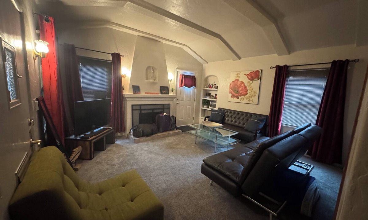 Ocean Beach House | Charming 1-bedroom near it all in San Diego's Ocean Beach community.