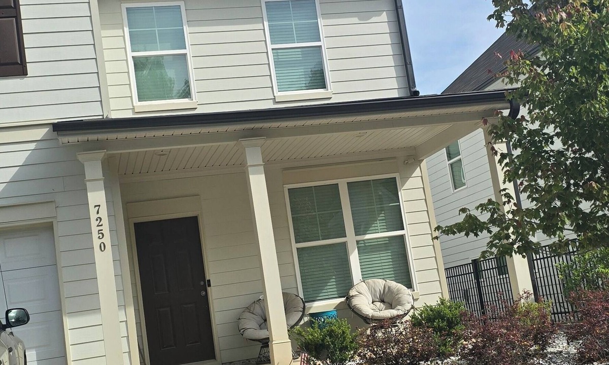 Lithonia House | Charming 1-bedroom house with WiFi, AC in lovely Stonecrest