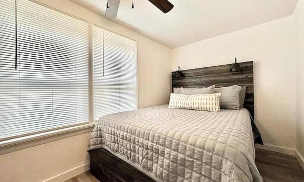 West Plains Apartment | Charming 1-bedroom entire apartment with AC, WiFi in West Plains