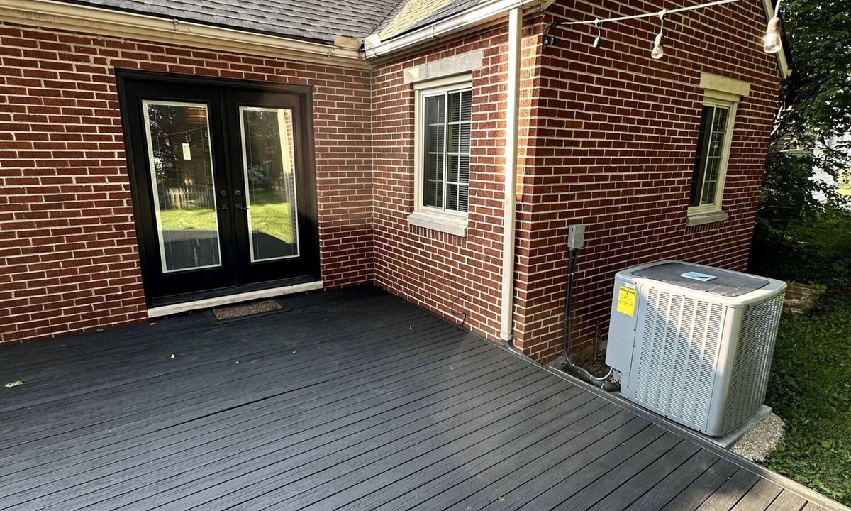 Fairborn House | Charming 1 or 2 bedroom home. Minutes from WPAFB; Nutter Center; Wright State