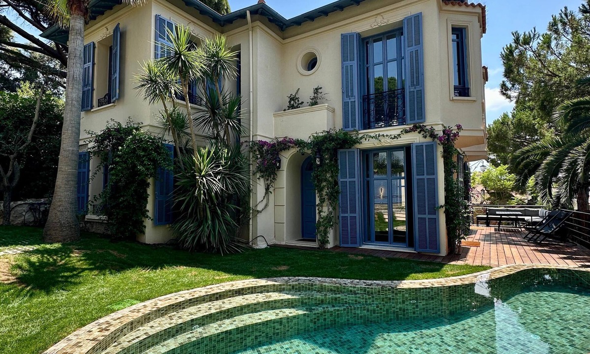Carnot Villa | Charming 1900's Luxury Villa with Pool