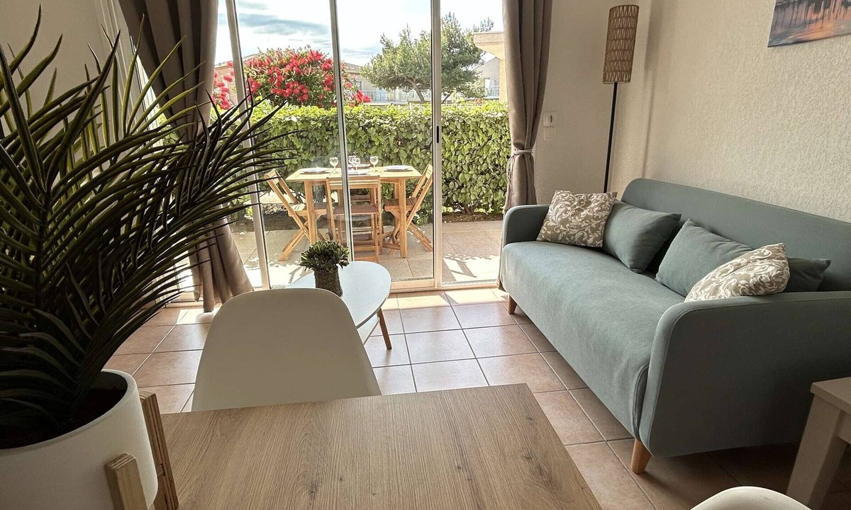 Gruissan Apartment | Charming 1BR Apt in Gruissan with Pool, Terrace & Parking