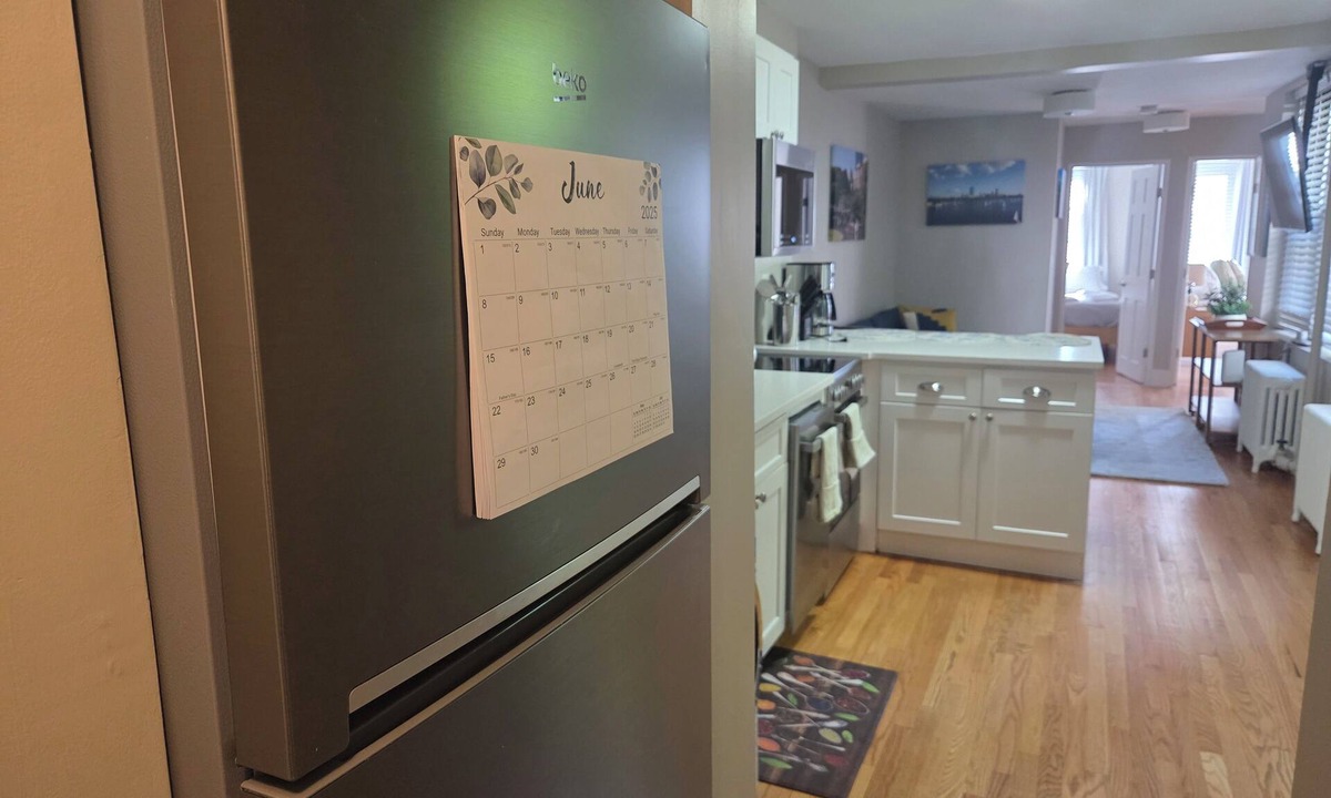 Beacon Hill Apartment | Charming 1st Floor Beacon Hill 2brm/1.5bath