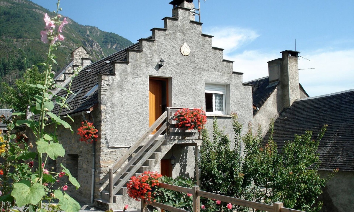 Vignec Cottage | Charming 2/4 apartments in an old sheepfold-Wifi access