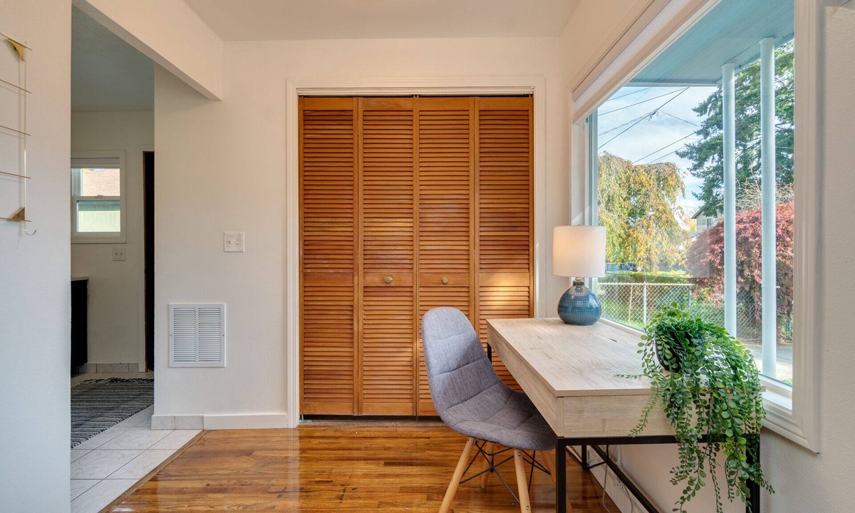 Mount Scott-Arleta House | Charming 2 Bed, 1 Bath SE Home, Fenced Yard